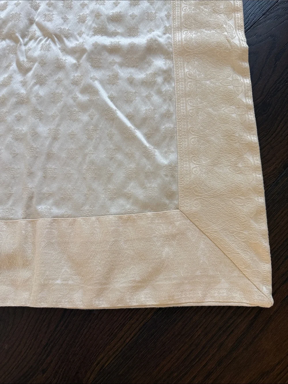 Textured Ivory Rectangular Tablecloth with Border